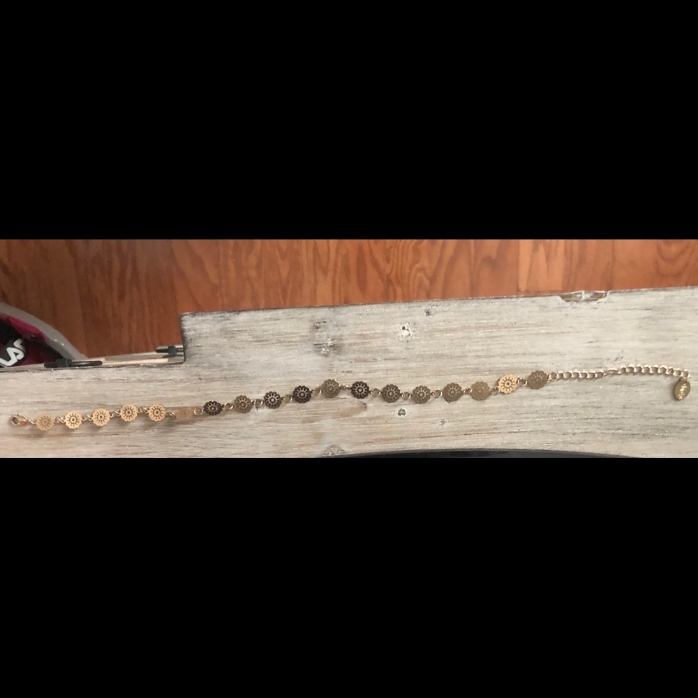 gold necklace